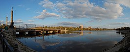 Bridge on Ilicha Prospect in Donetsk, 2008.jpg